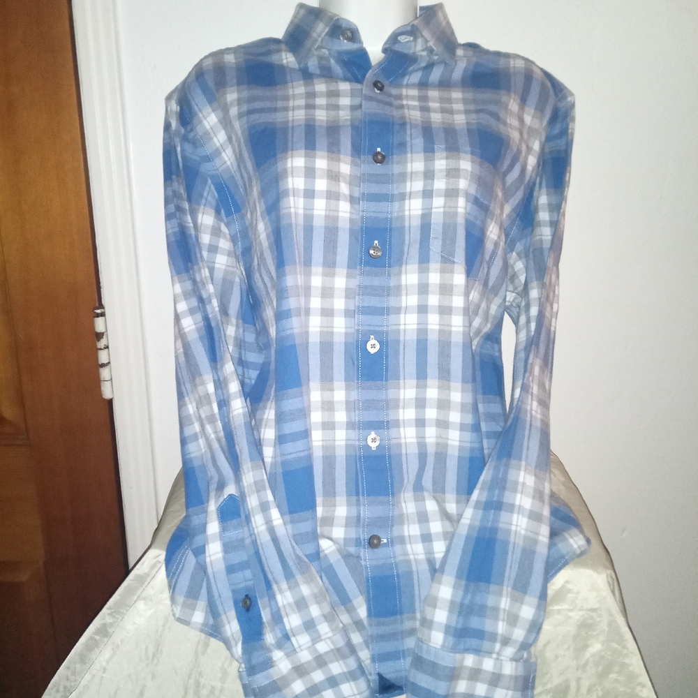 Men's Blue Plaid Shirt Long Sleeve Button Up Size Medium 100% Cotton